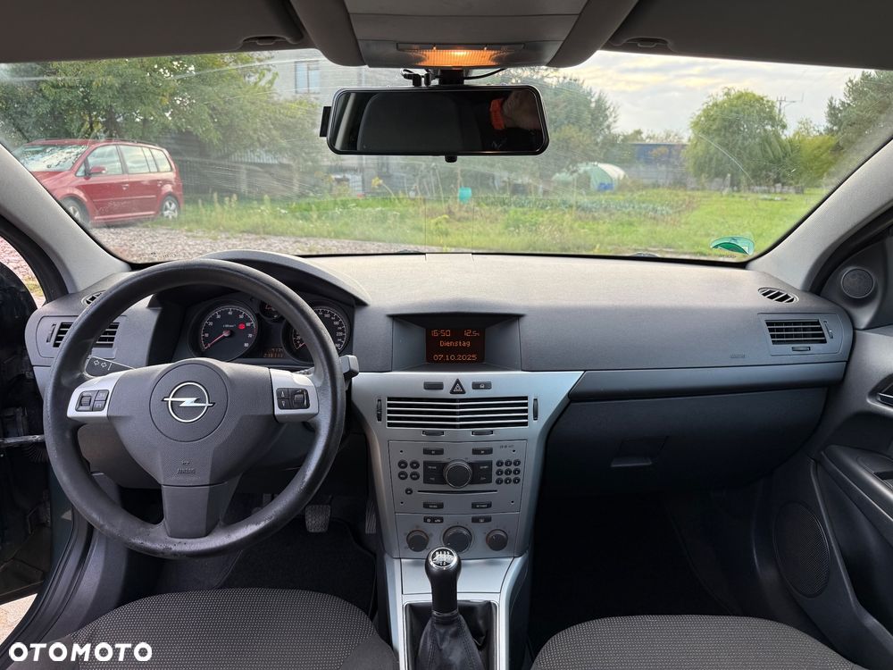 Opel Astra GTC 1.4 Catch me now - 23