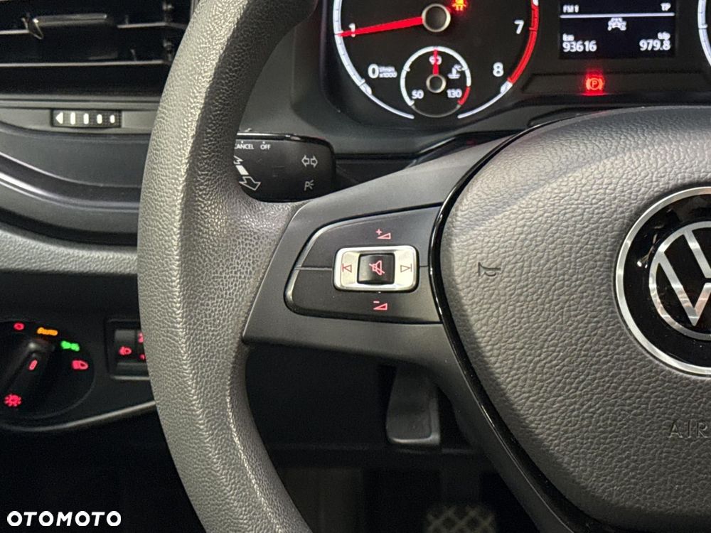 Volkswagen Polo - 15