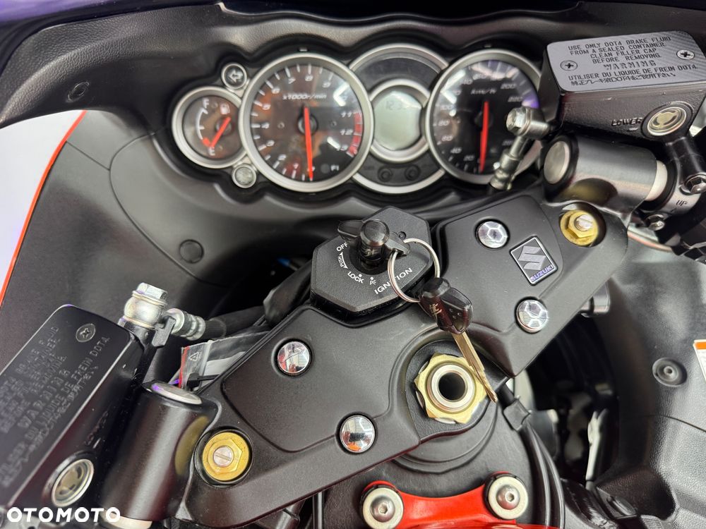 Suzuki GSX-R - 26