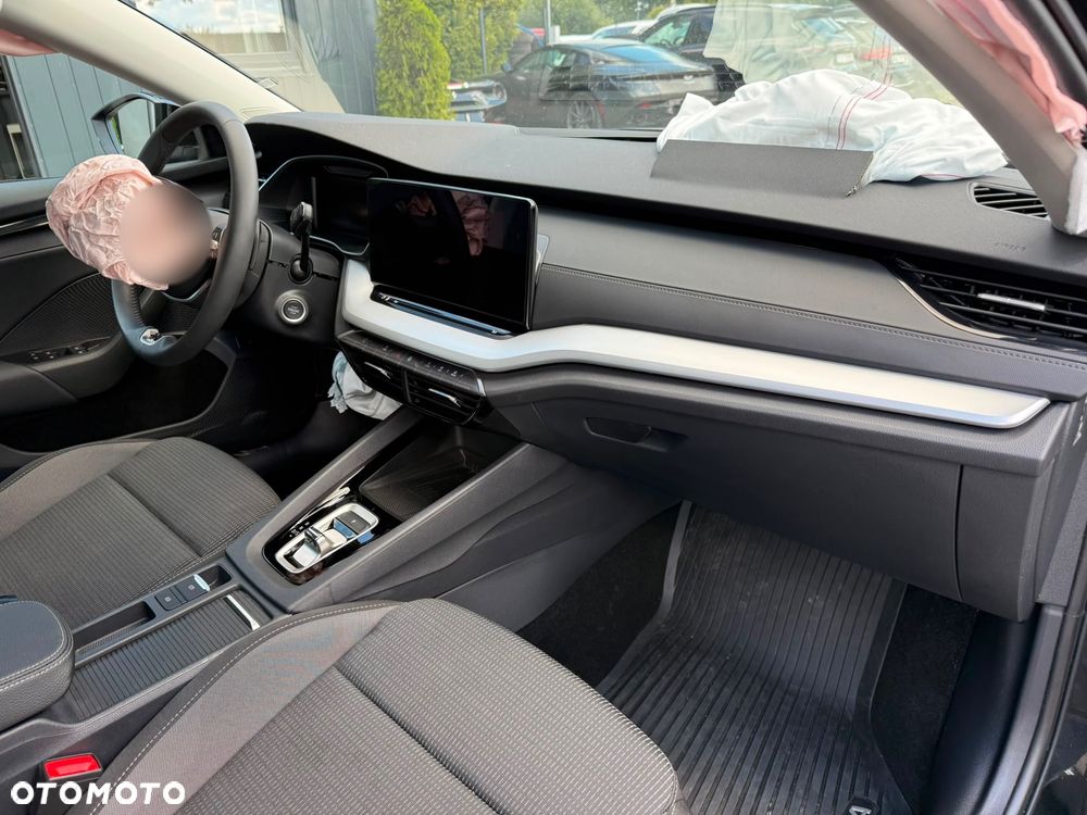 Skoda Octavia 1.5 TSI mHEV Selection DSG - 18