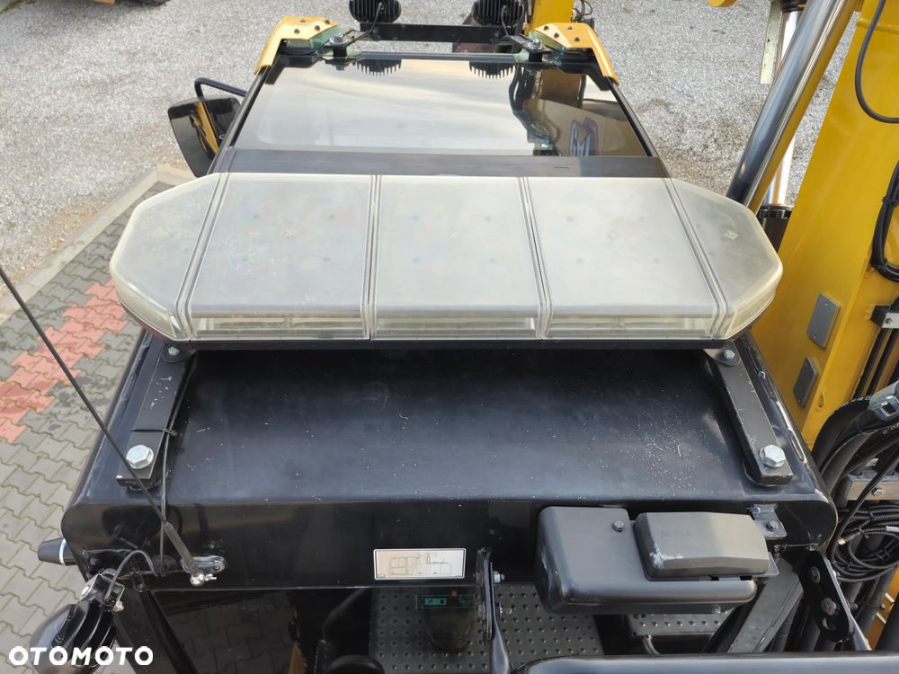 Caterpillar M 317 F - 22