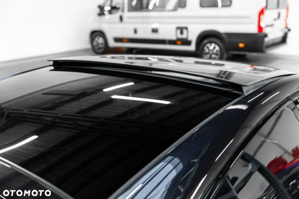 Porsche Panamera - 15