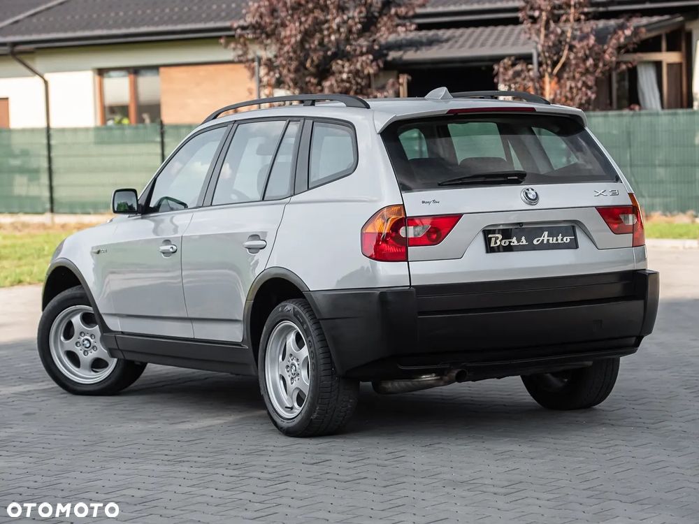 BMW X3 2.0d - 9