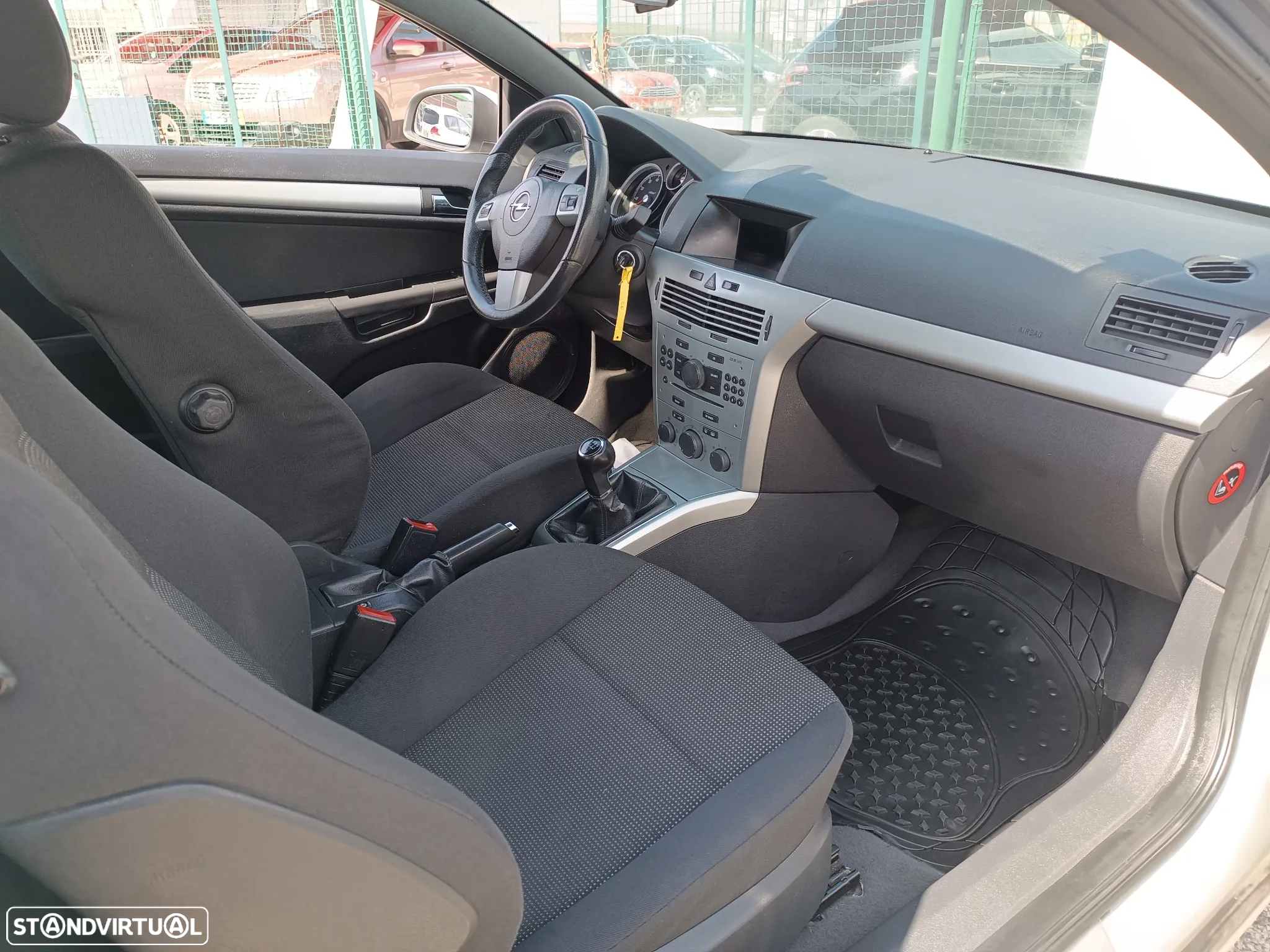 Opel Astra GTC 1.4 - 21