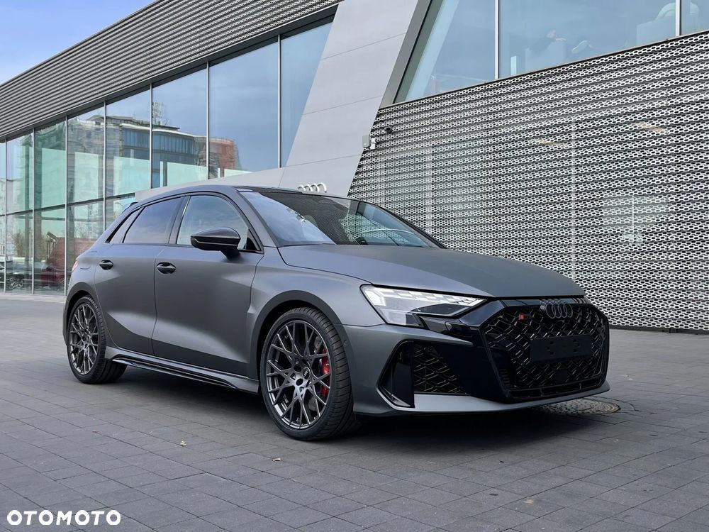 Audi RS3 Sportback TFSI Quattro S tronic - 18