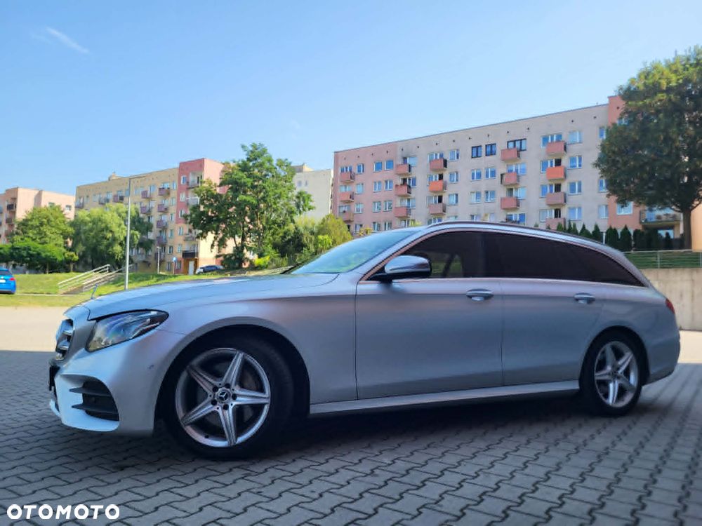 Mercedes-Benz Klasa E 220 d 9G-TRONIC AMG Line - 20