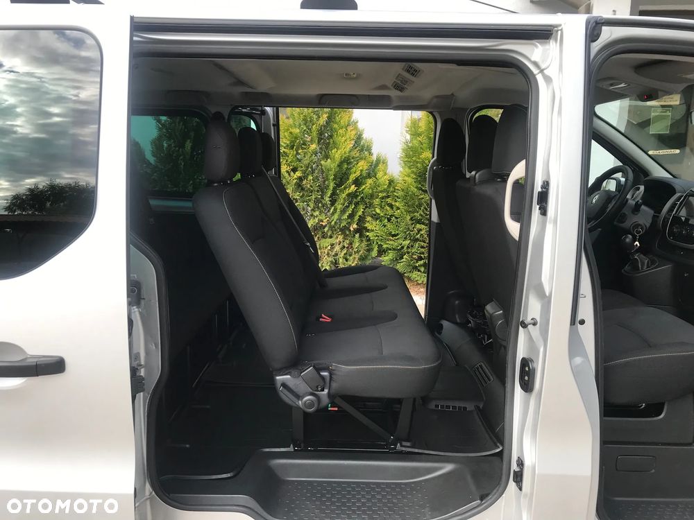 Renault Trafic Grand 1.6 dCi - 24