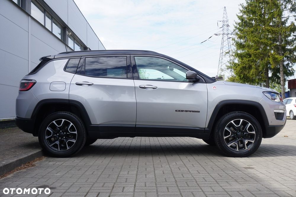 Jeep Compass 2.0 MultiJet Active Drive Low Automatik Trailhawk - 12
