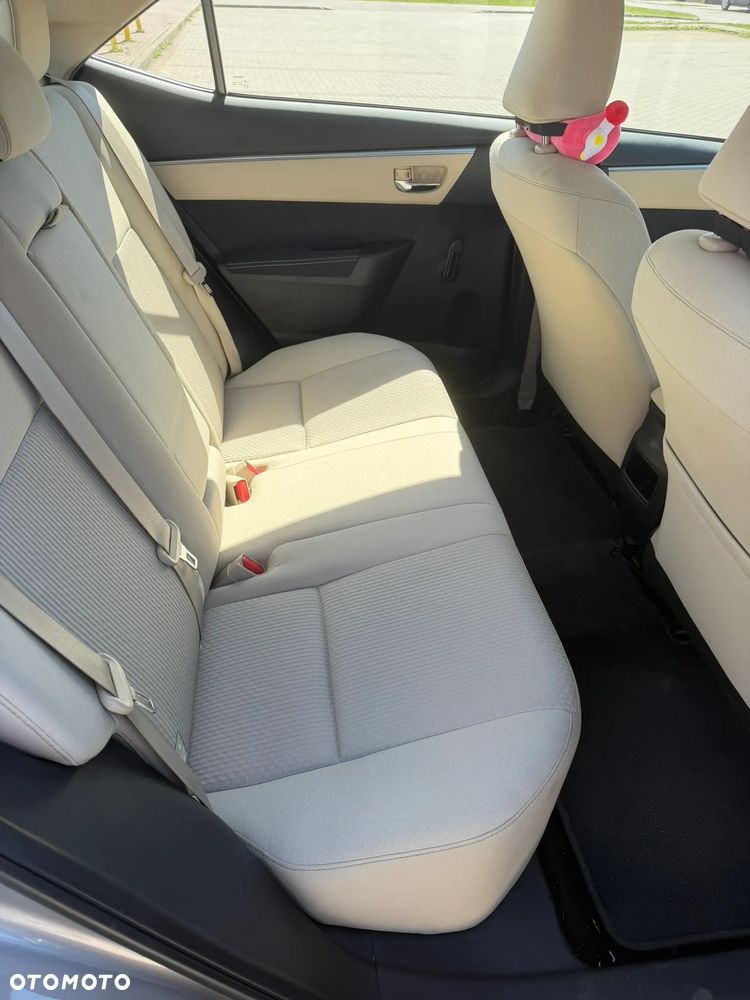Toyota Corolla 1.6 Premium - 9