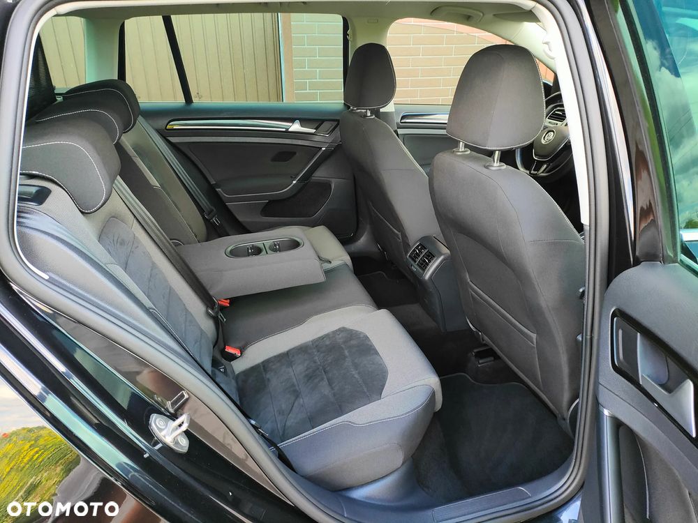 Volkswagen Golf 2.0 TDI (BlueMotion Technology) DSG Highline - 14
