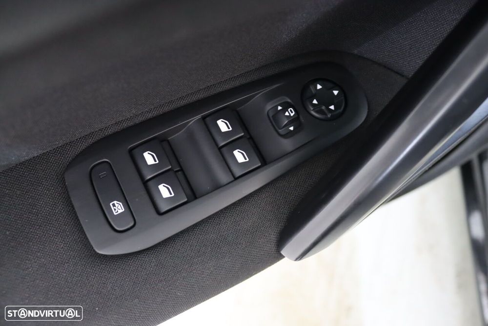 Peugeot 308 SW 1.2 PureTech Style - 16