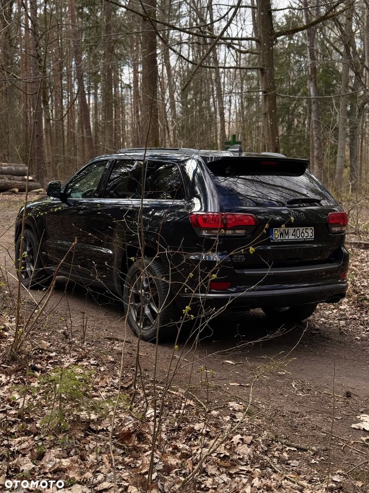 Jeep Grand Cherokee - 4
