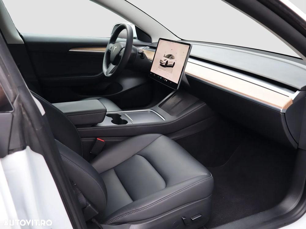 Tesla Model 3 Langstreckenbatterie Allradantrieb Dual Motor Performance - 15