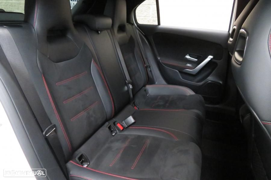 Mercedes-Benz A 180 d AMG Line Aut. - 31