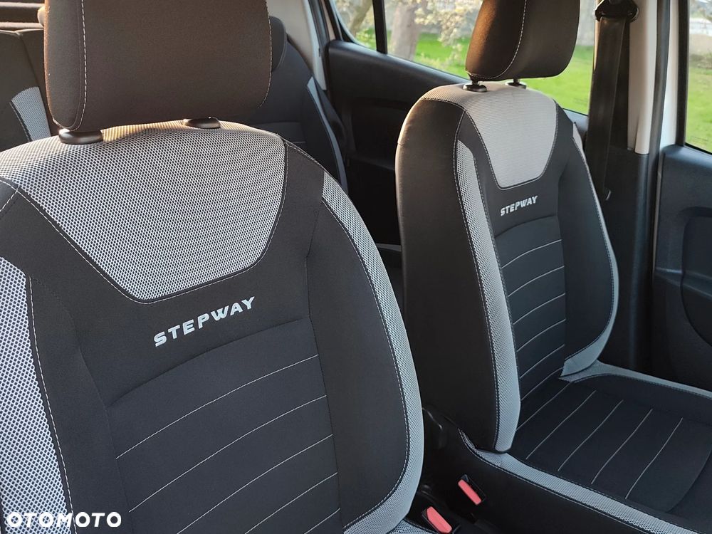 Dacia Sandero Stepway 0.9 TCe Laureate S&S EU6 - 15