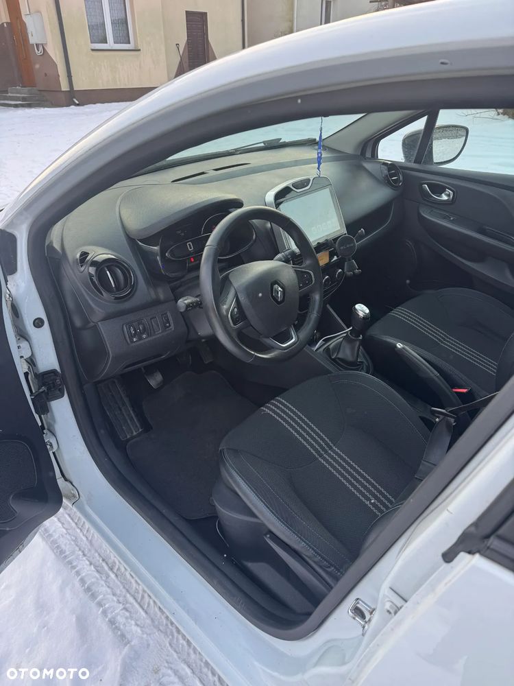 Renault Clio 1.5 dCi Life - 10