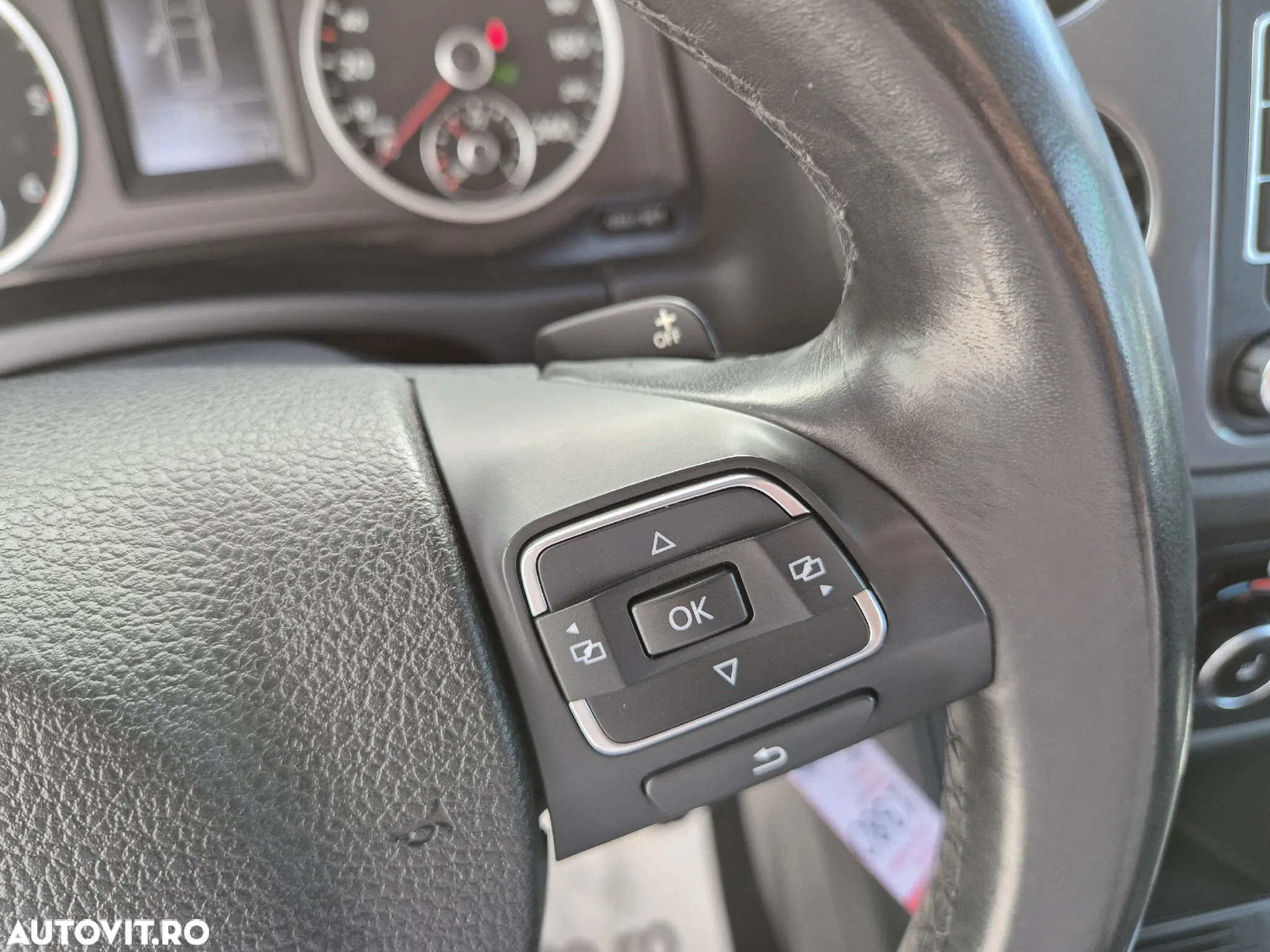 Volkswagen Tiguan 2.0 TDI 4Motion DSG Trend & Fun - 13