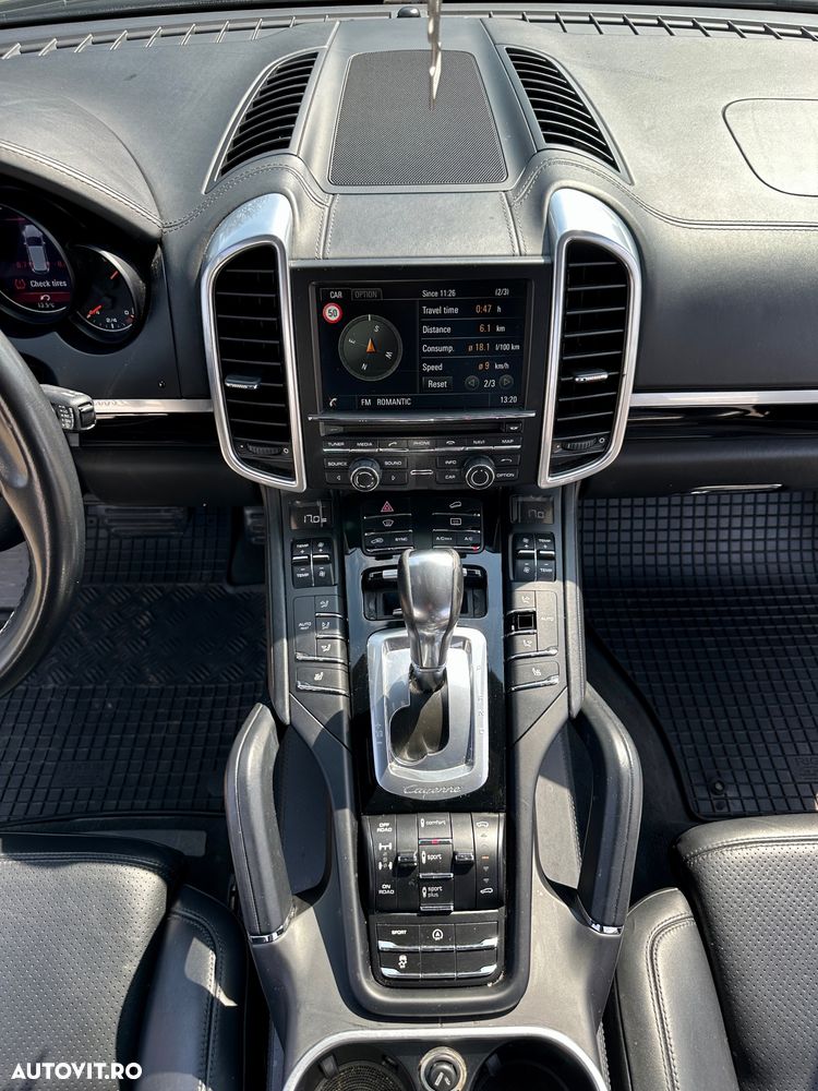 Porsche Cayenne Tiptronic S - 15