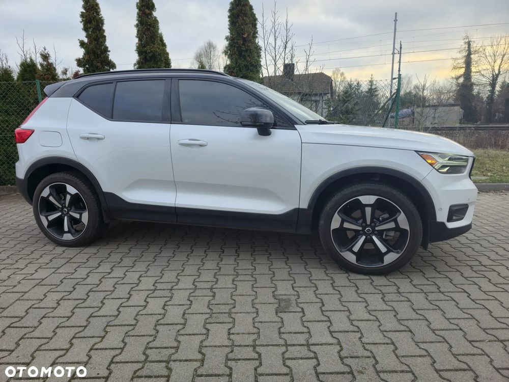 Volvo XC 40 T5 AWD R-Design - 4