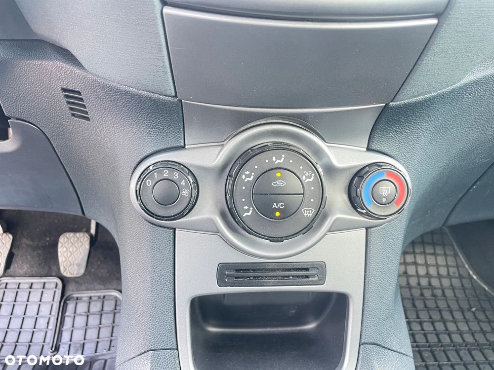 Ford Fiesta 1.25 Trend - 17