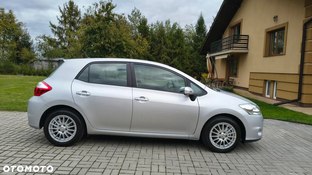 Toyota Auris - 6