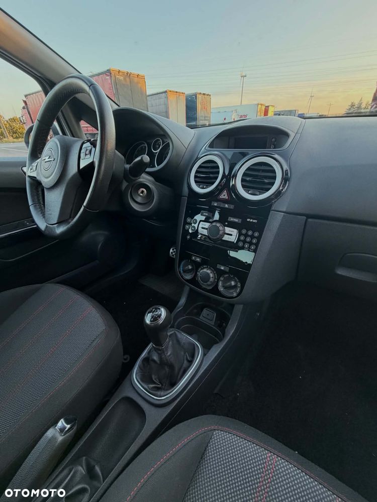 Opel Corsa - 18