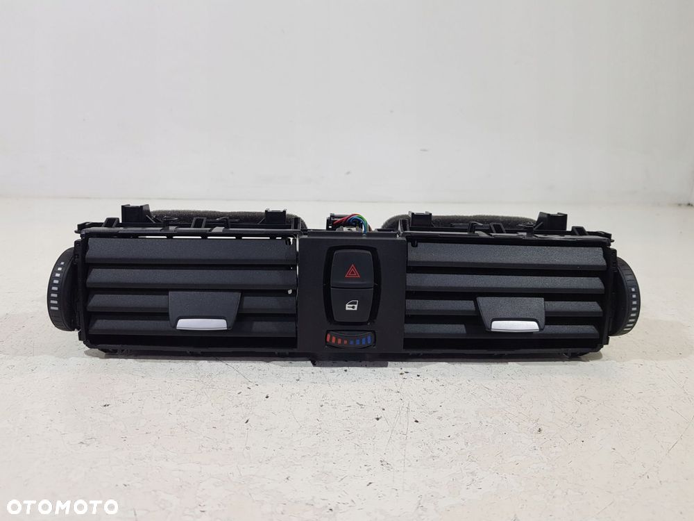 kratka nawiewu środkowa 9218552 bmw f30 f34 f10 eur 3.0d - 1