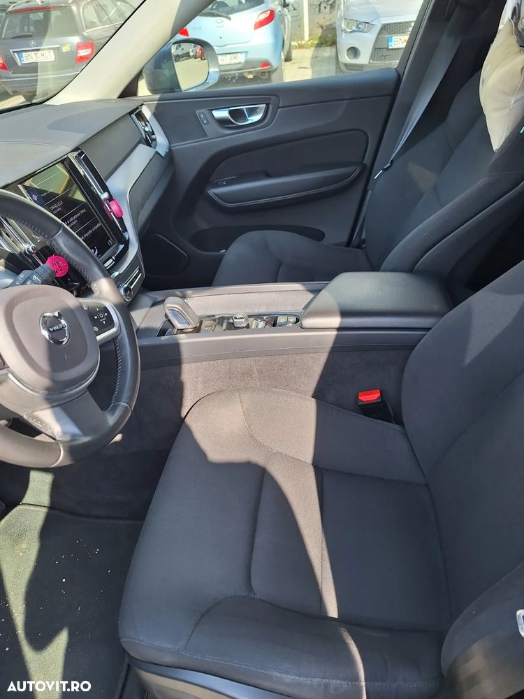 Volvo XC 60 B5 AWD Momentum - 13