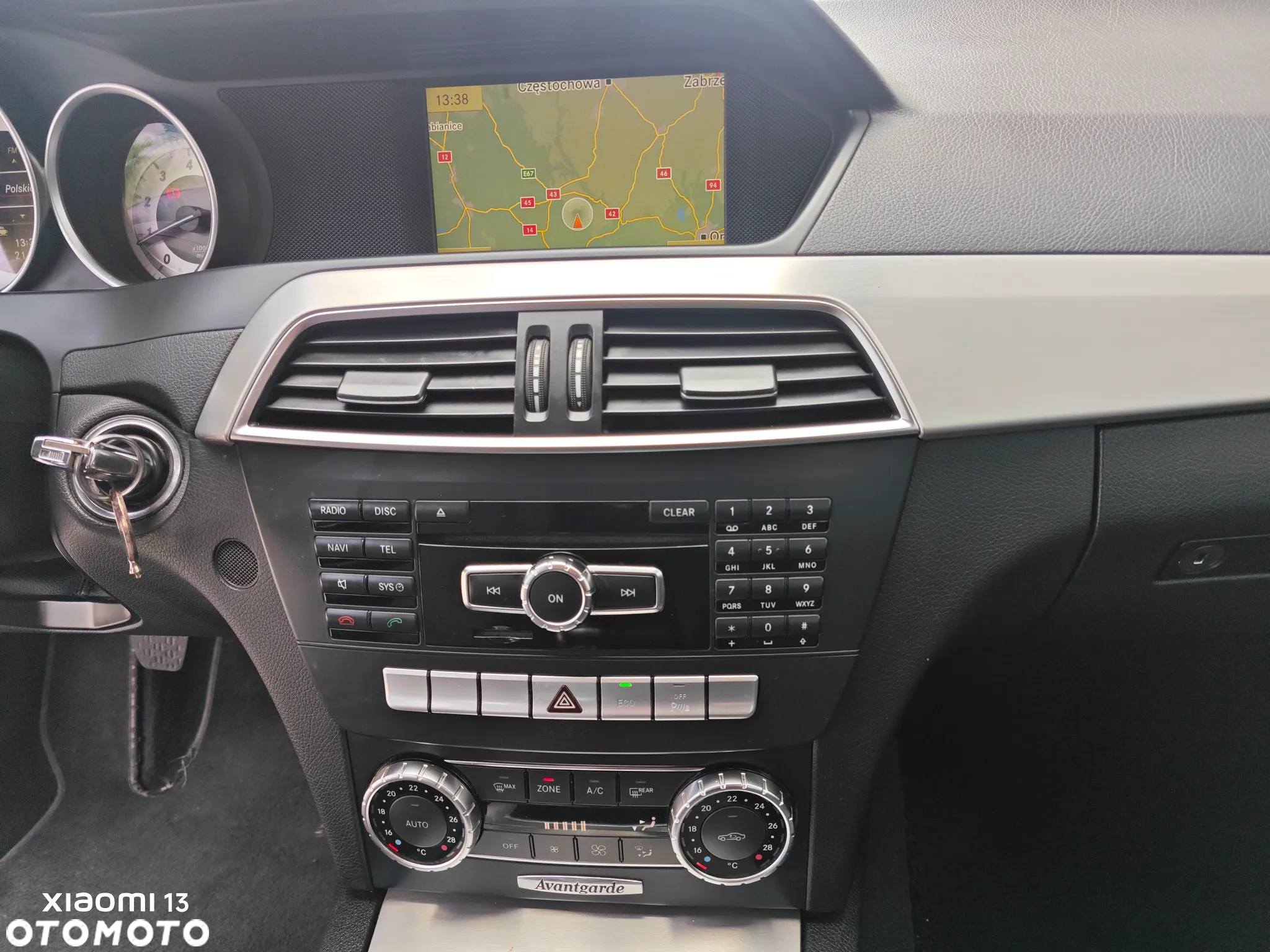 Mercedes-Benz Klasa C 180 T BlueEFFICIENCY Avantgarde - 17