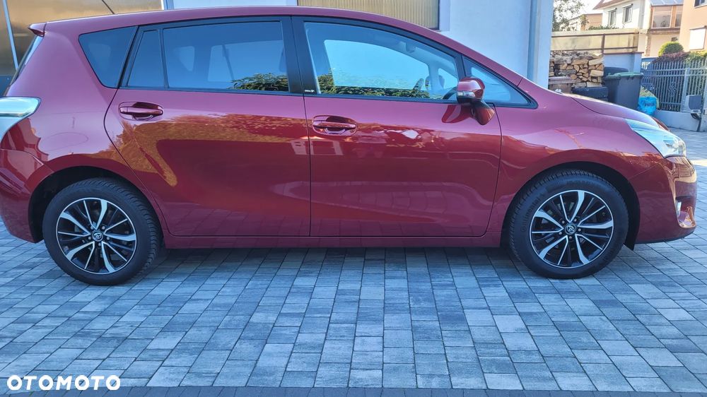 Toyota Verso 1.8 Premium EU6 - 17