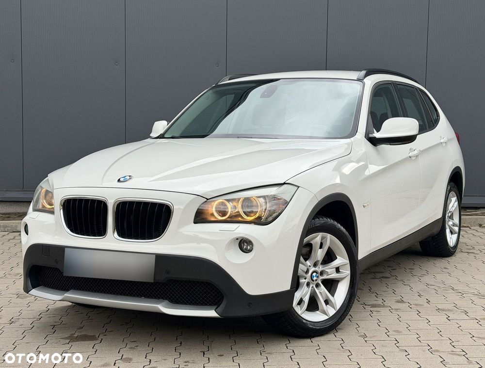 BMW X1 xDrive18d Sport Line - 1