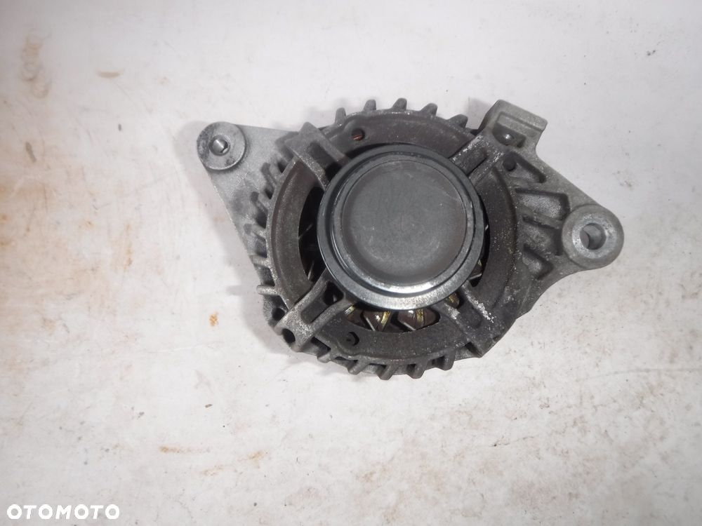 toyota auris 1,6 vvti alternator oryg - 7