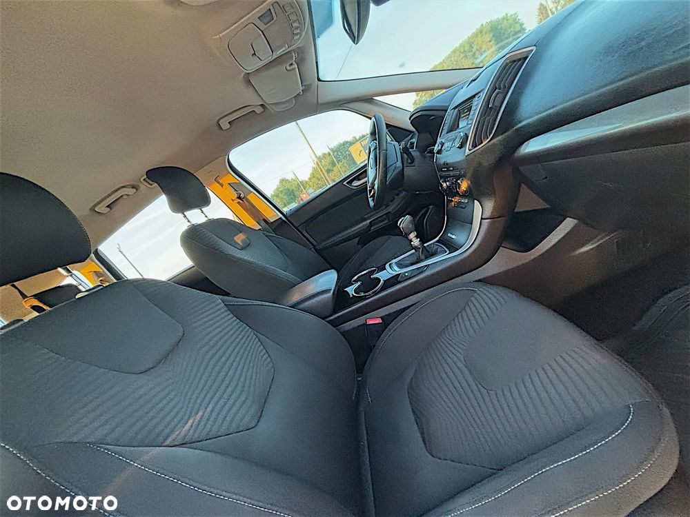 Ford S-Max - 7