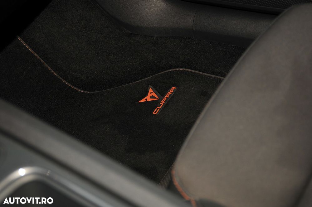 Cupra Formentor 1.4 e-HYBRID PHEV - 28