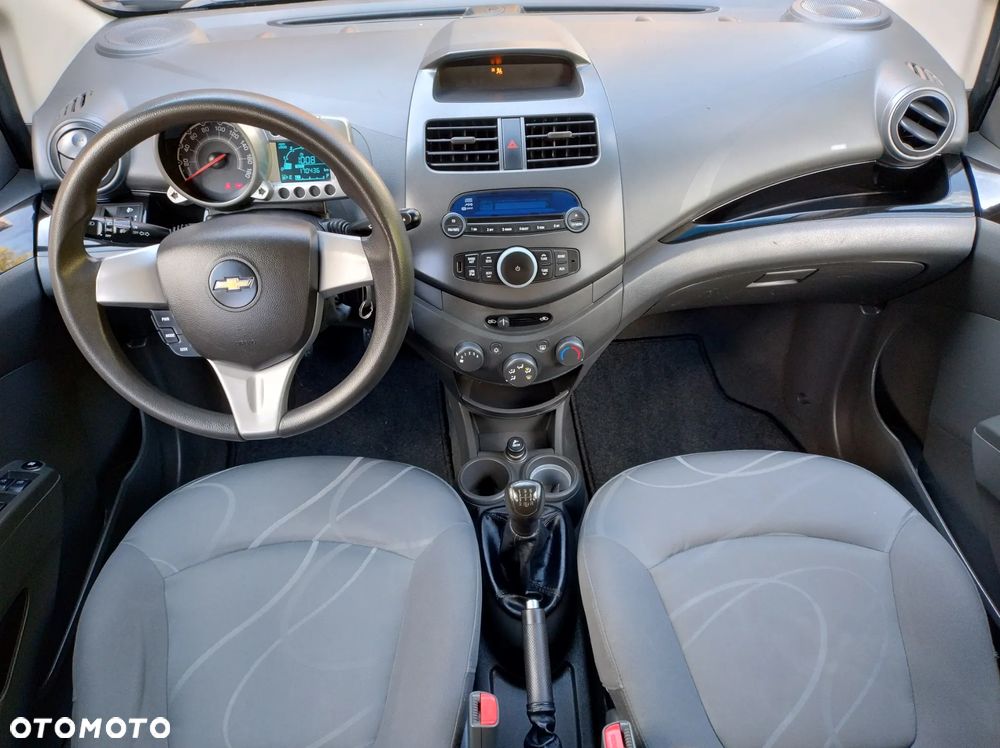 Chevrolet Spark 1.2 LT - 28