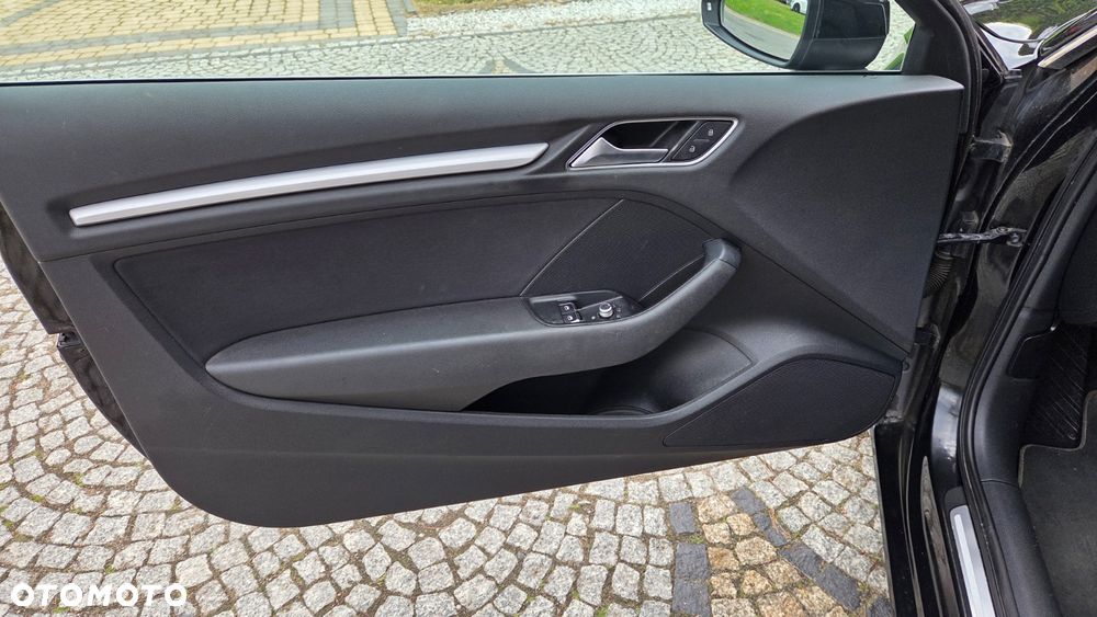 Audi A3 3-drzwiowe 1.4 TFSI S line Sportpaket - 19