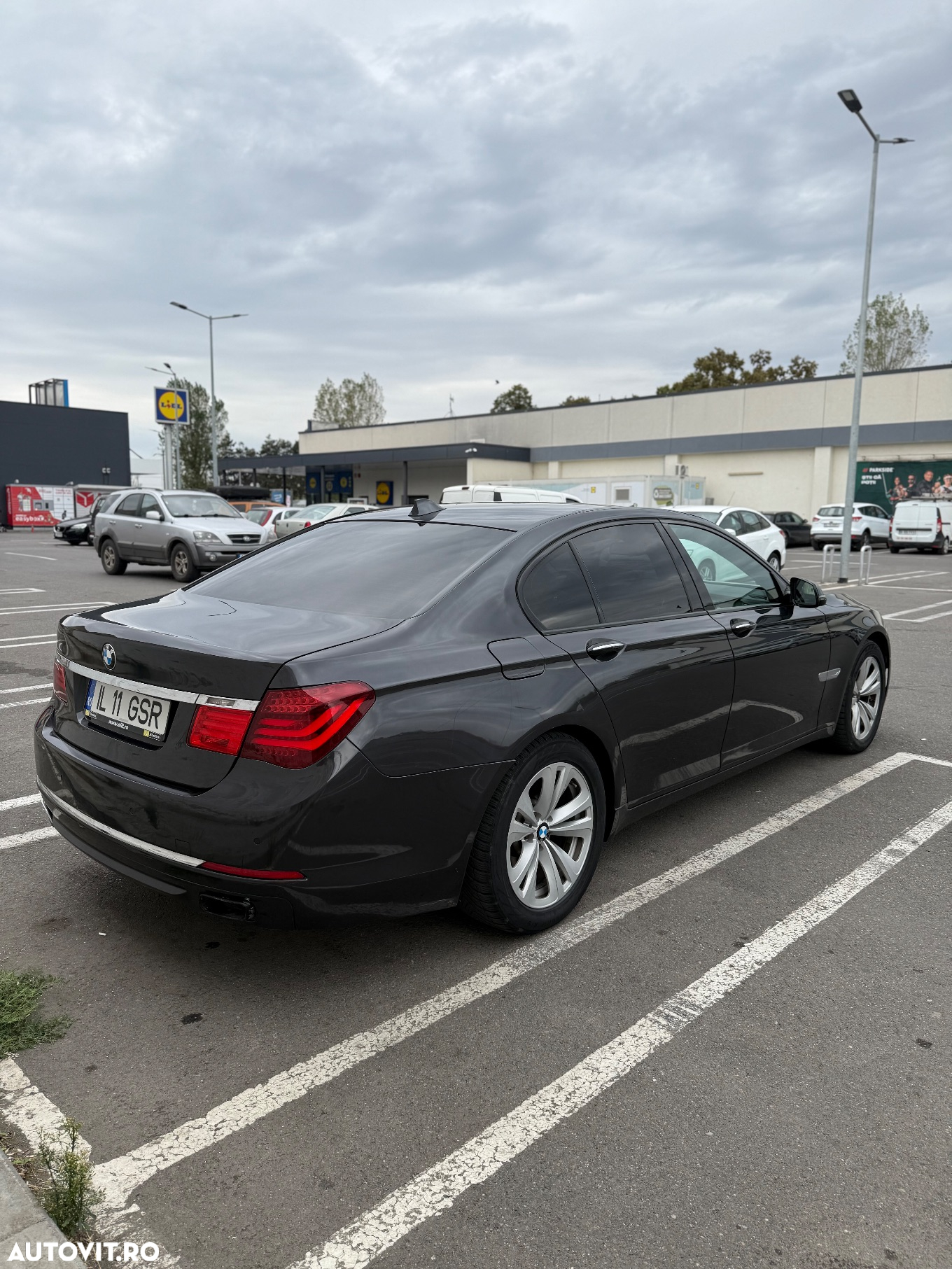 BMW Seria 7 740d xDrive - 3
