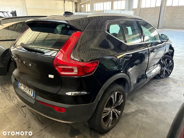 Volvo XC 40 T4 Plug-In Hybrid Inscription - 4