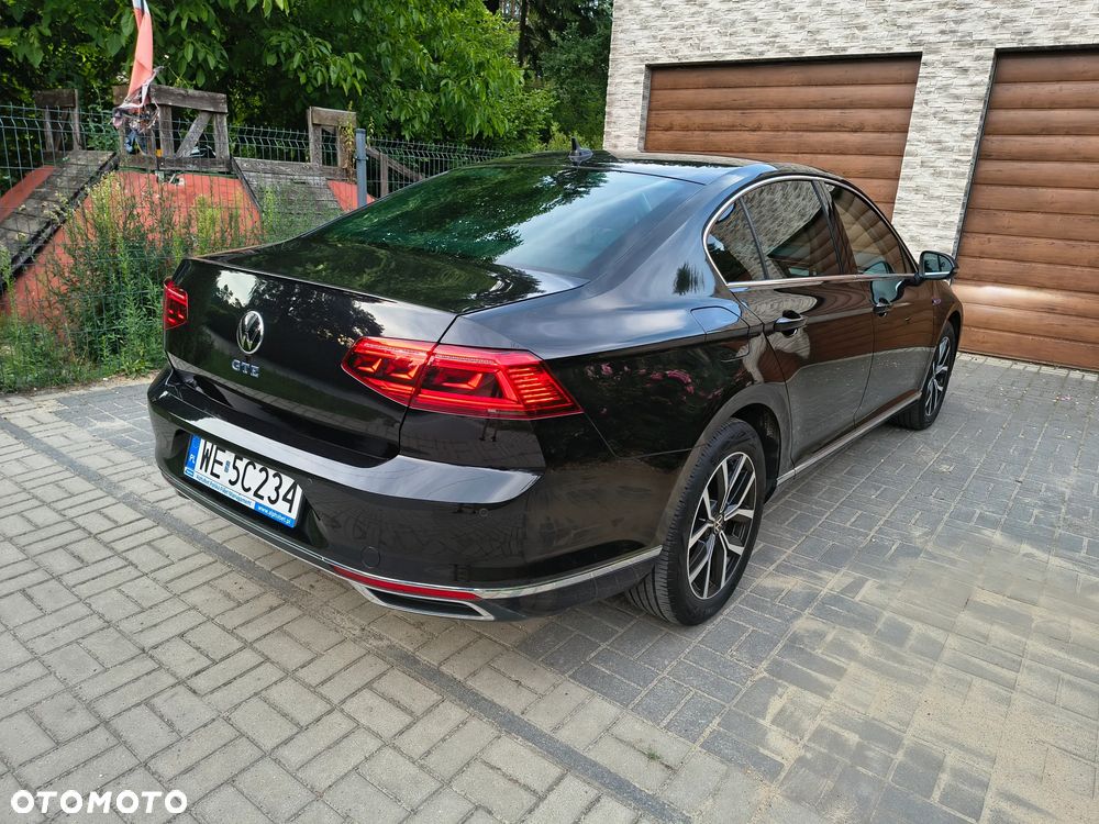 Volkswagen Passat - 6
