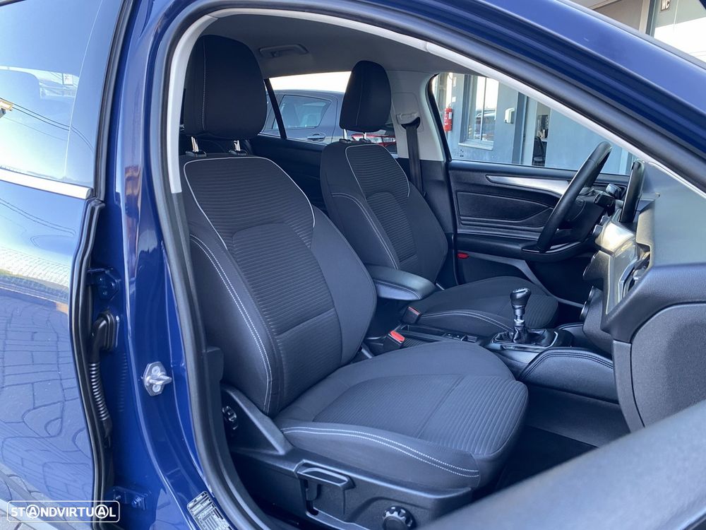 Ford Focus SW 1.5 TDCi EcoBlue Titanium - 6