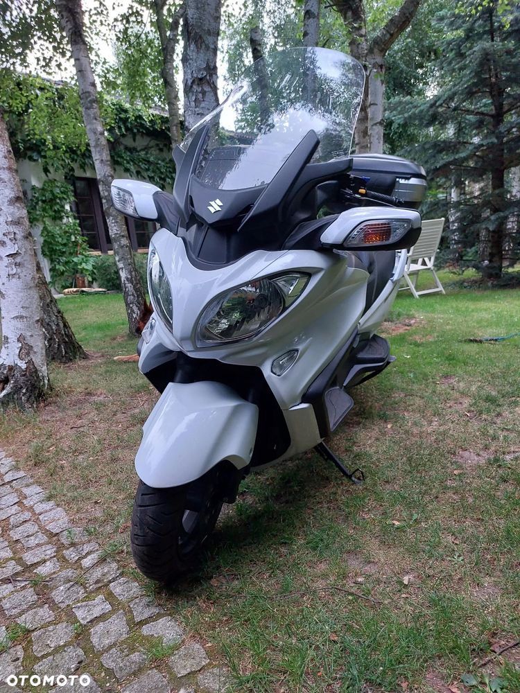 Suzuki Burgman - 3