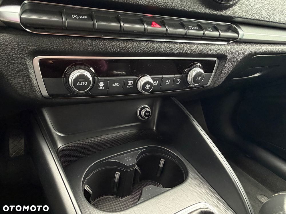 Audi A3 Sportback 1.0 TFSI design - 40