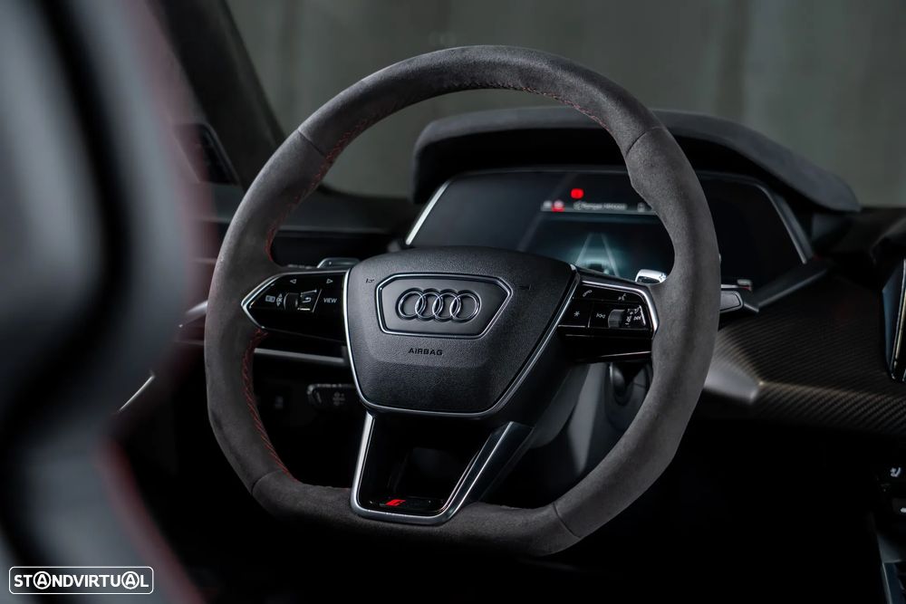 Audi RS e-tron GT quattro - 10