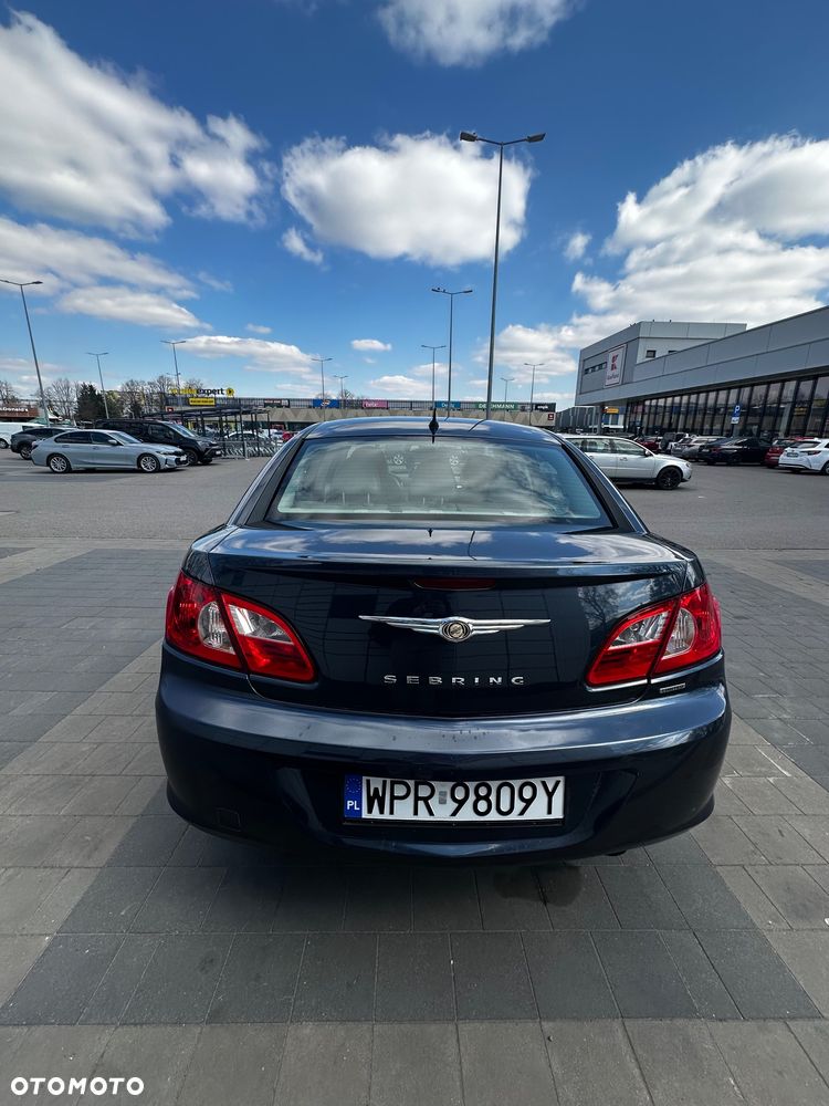 Chrysler Sebring 2.7 V6 Limited - 7