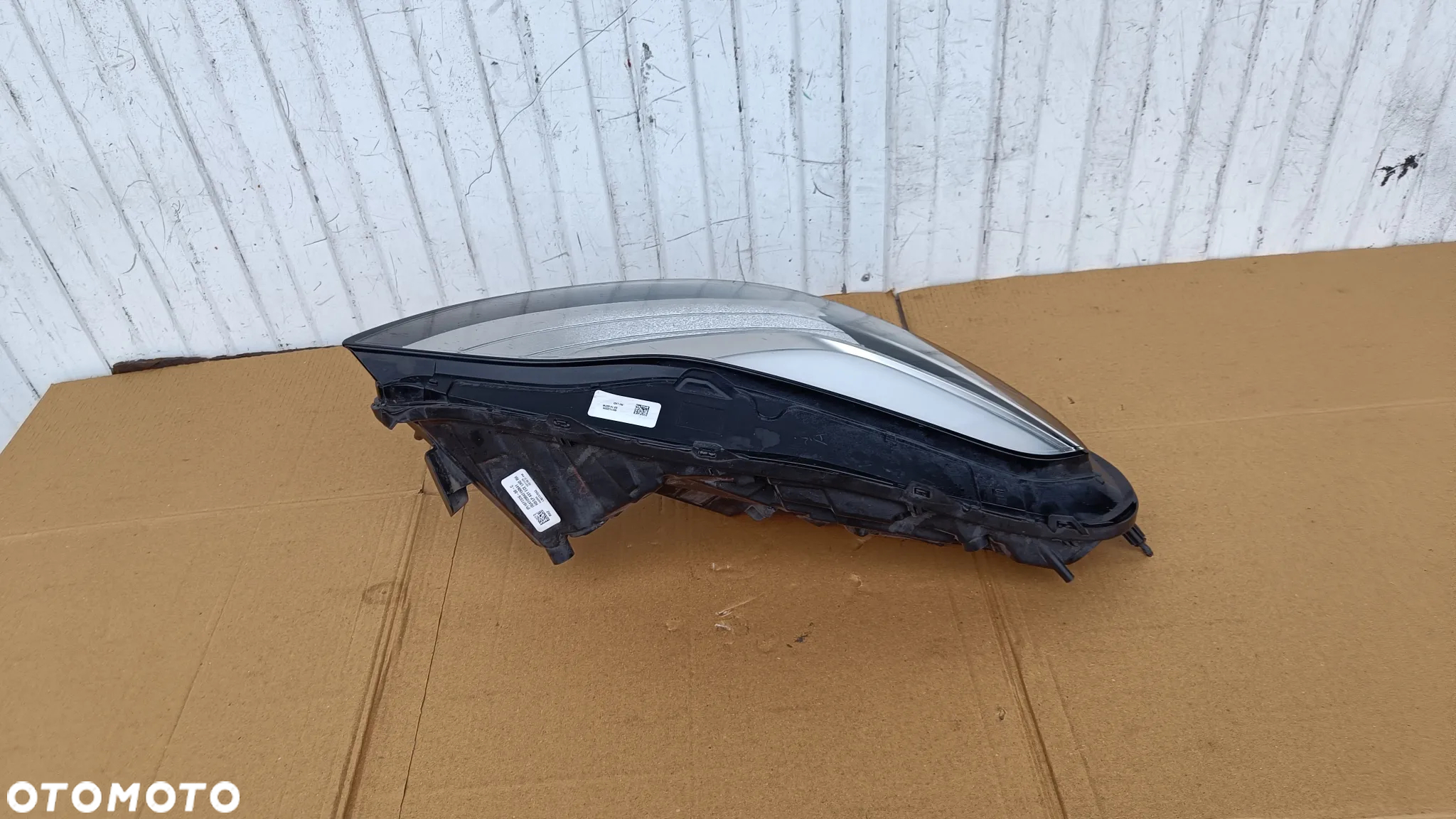 TESLA 3 FULL LED LAMPA PRAWA - 2