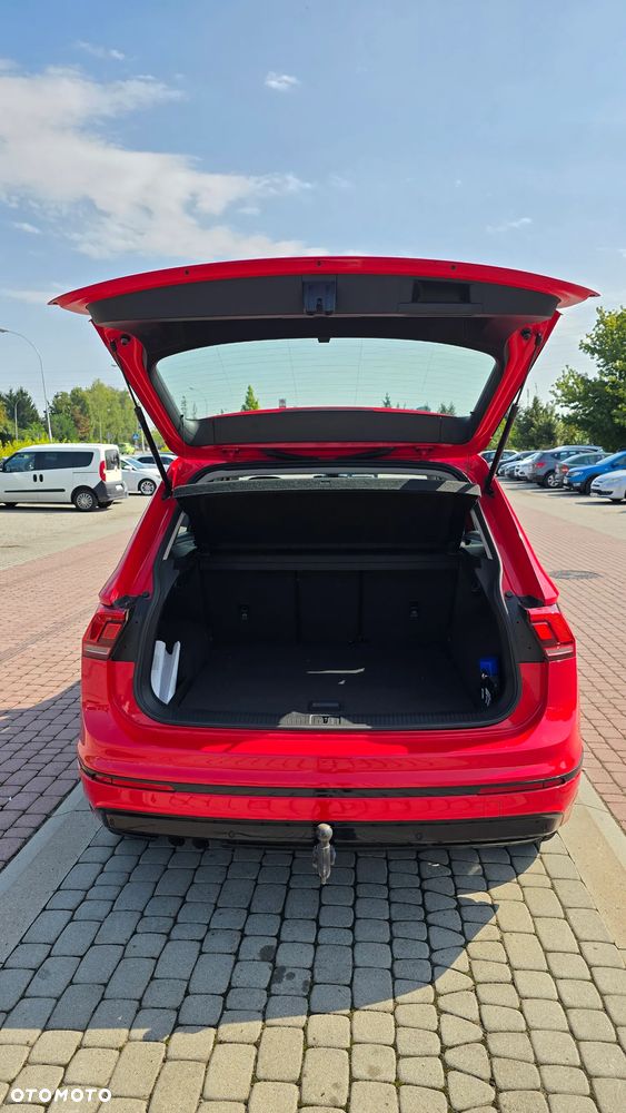 Volkswagen Tiguan - 17