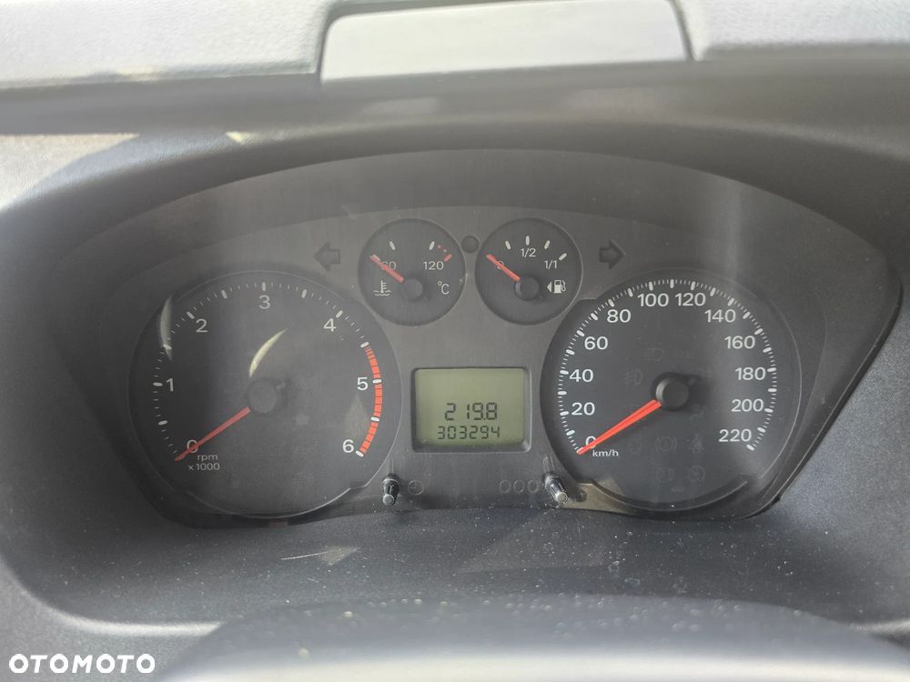 Ford Transit - 8