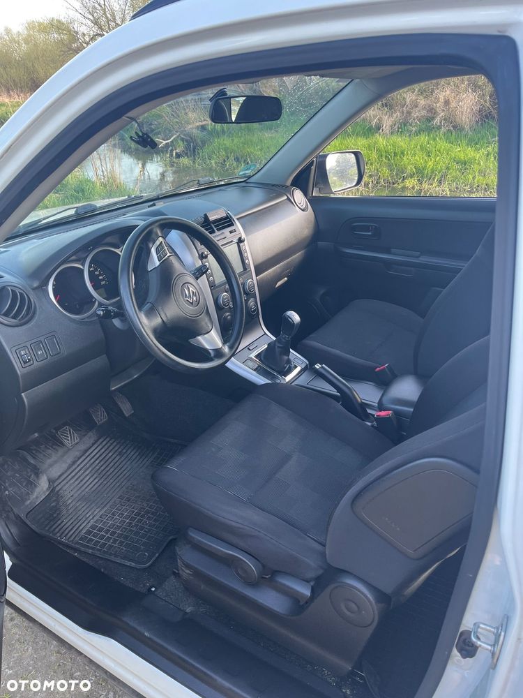 Suzuki Grand Vitara - 2