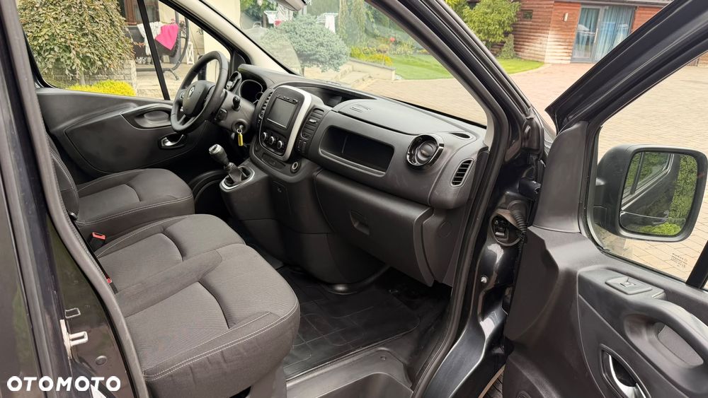 Renault TRAFIC - 8