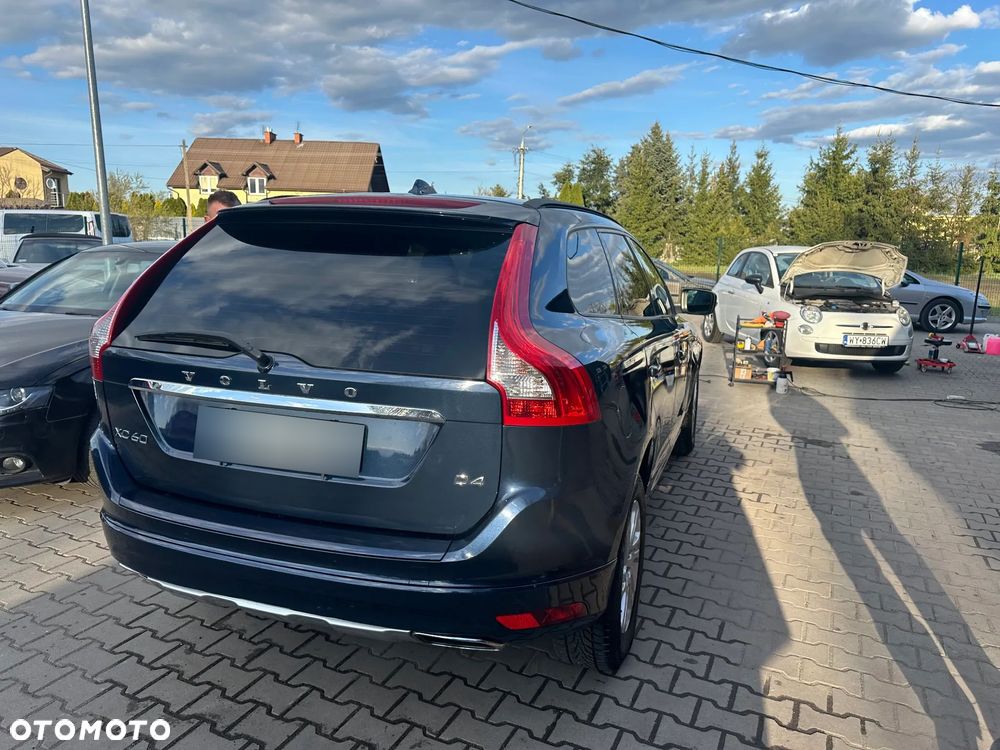 Volvo XC 60 D4 Drive-E Kinetic - 4